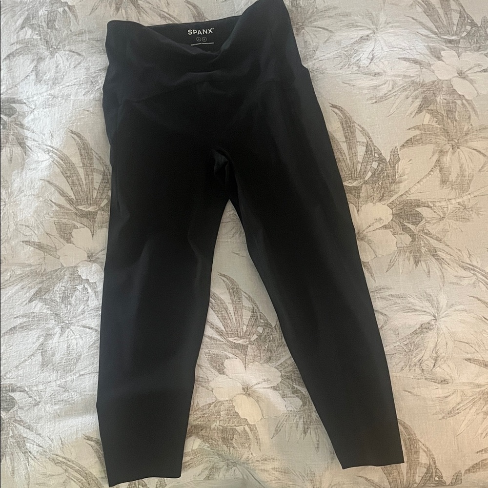 SPANX Classic Black Leggings